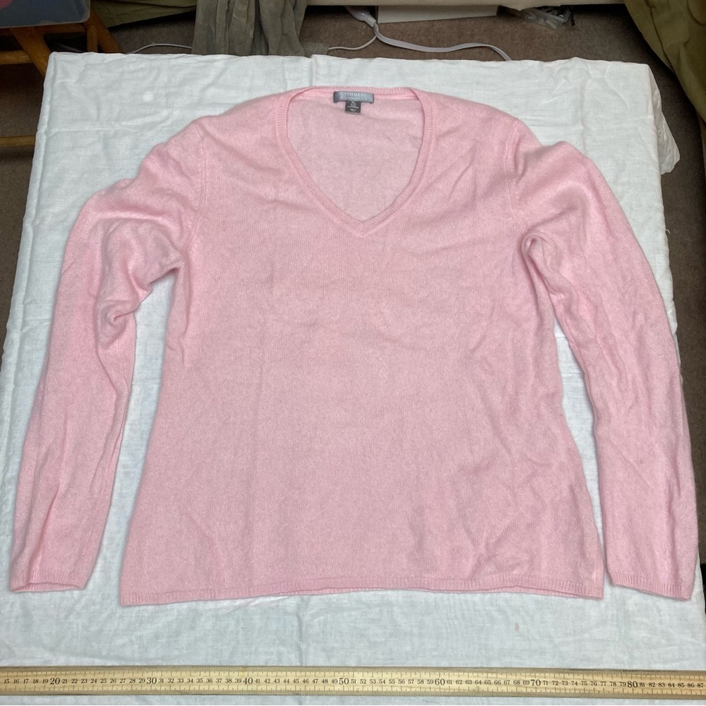 Pink cashmere V-Neck Women's Sweater XL